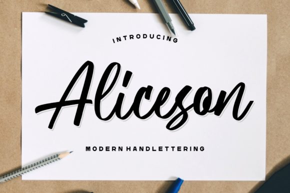 Aliceson Font Review: Elegant Script for Designers